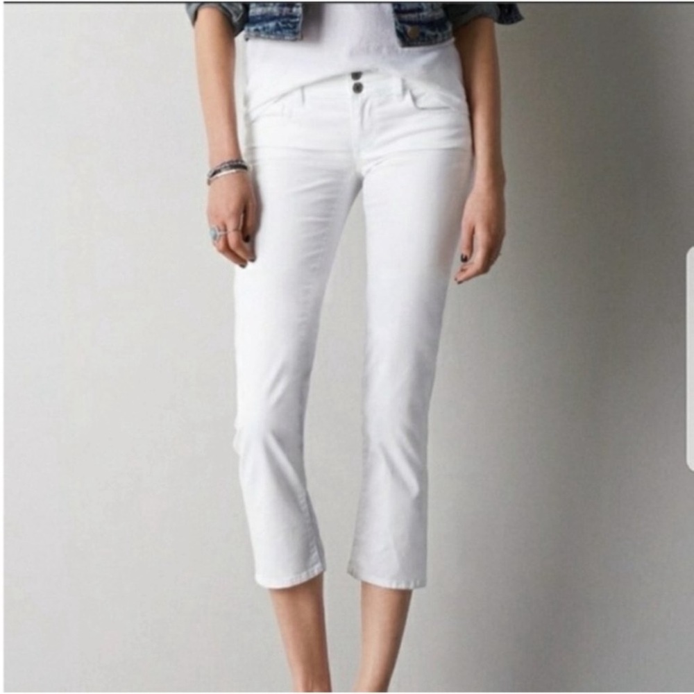 American Eagle artist crop white jeans❤️❤️❤️❤️